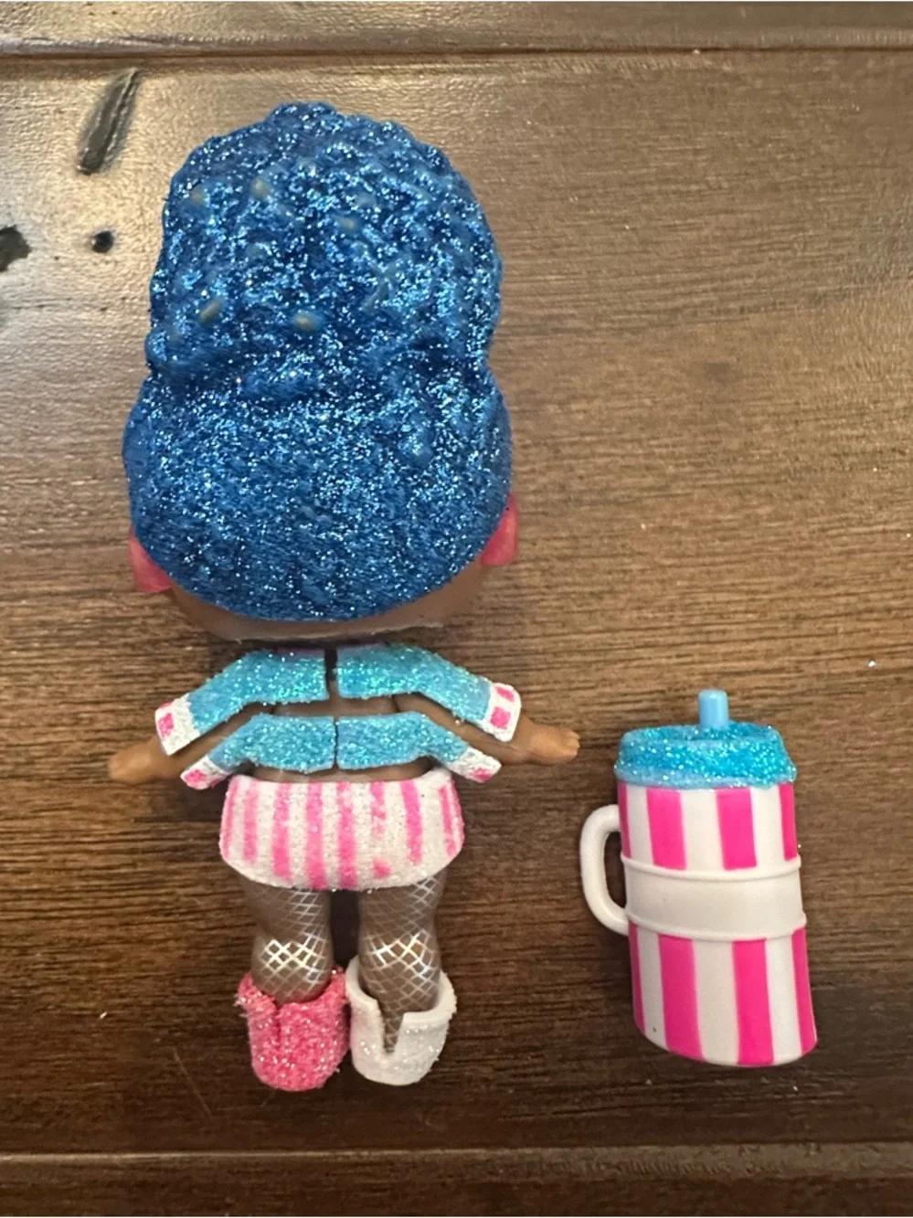 EUC L.O.L. Surprise! Glitter Blue-Haired Fashion Doll with Pink Star Sunglasses
